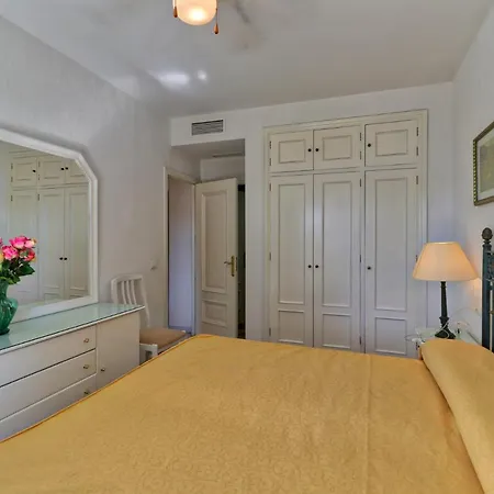 Dona Sofia Apartment *