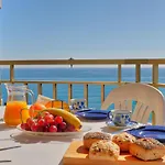 Dona Sofia * Fuengirola